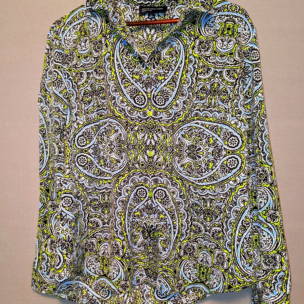 Fun printed Jones New York button down shirt